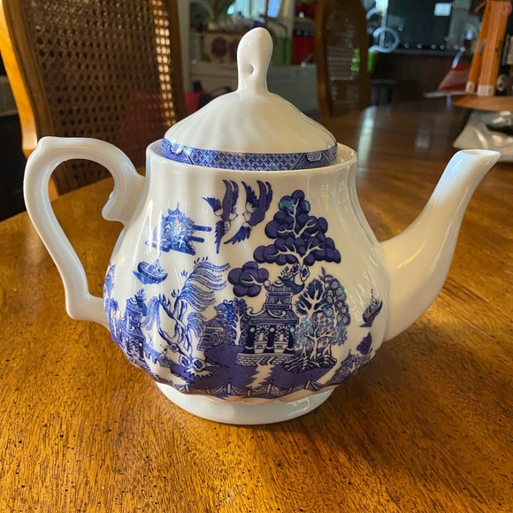 1 Cuthbertson 20 oz Blue Willow Tea Pot - Picture 6 of 13